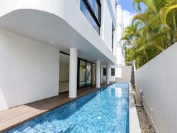Grove Avenue (D10), Semi-Detached #555078871